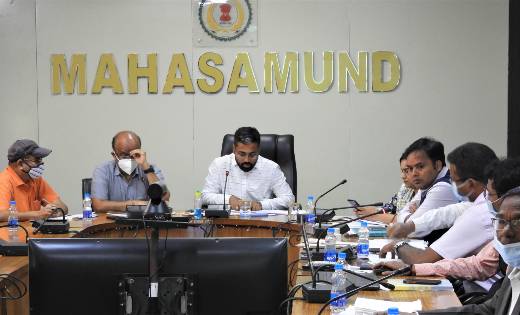 महासमुंद:  कलेक्टर की अध्यक्षता में जल जीवन मिशन की बैठक - CG Sandesh