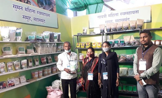 साइंस कॉलेज मैदान में महासमुन्द जिला की महिला स्व. सहायता सम... - CG Sandesh