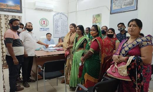 महासमुंद: ग्राम खैरा के उपसरपंच के ख़िलाफ़ अविश्वास प्रस्ताव... - CG Sandesh