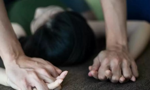बसना क्षेत्र की युवती को लॉज में ले जाकर किया दुष्कर्म