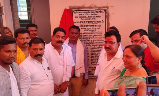 महासमुंद : मंत्री डॉ. टेकाम ने दुरूगपाली में बुढ़ादेव मंदिर क... - CG Sandesh
