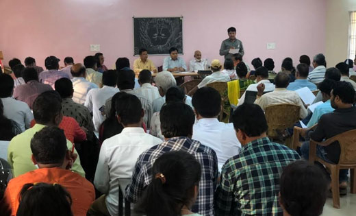 महासमुंद  : एसडीएम ने गौठान पहुंच  ली बैठक,  सफल क्रियान्वन ... - CG Sandesh