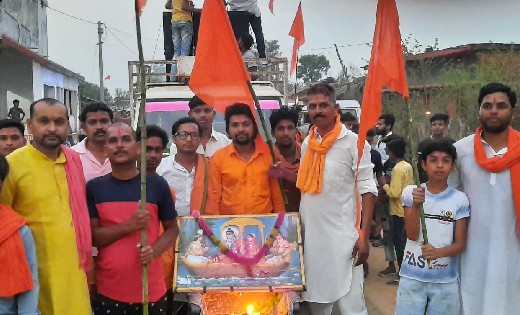 महासमुंद : रामनवमी के अवसर पर निकाली गयी भव्य शोभा यात्रा - CG Sandesh