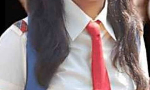 छात्राओं को गलत ढंग से छूने वाला टीचर गिरफ्तार, परिजनों ने स... - CG Sandesh
