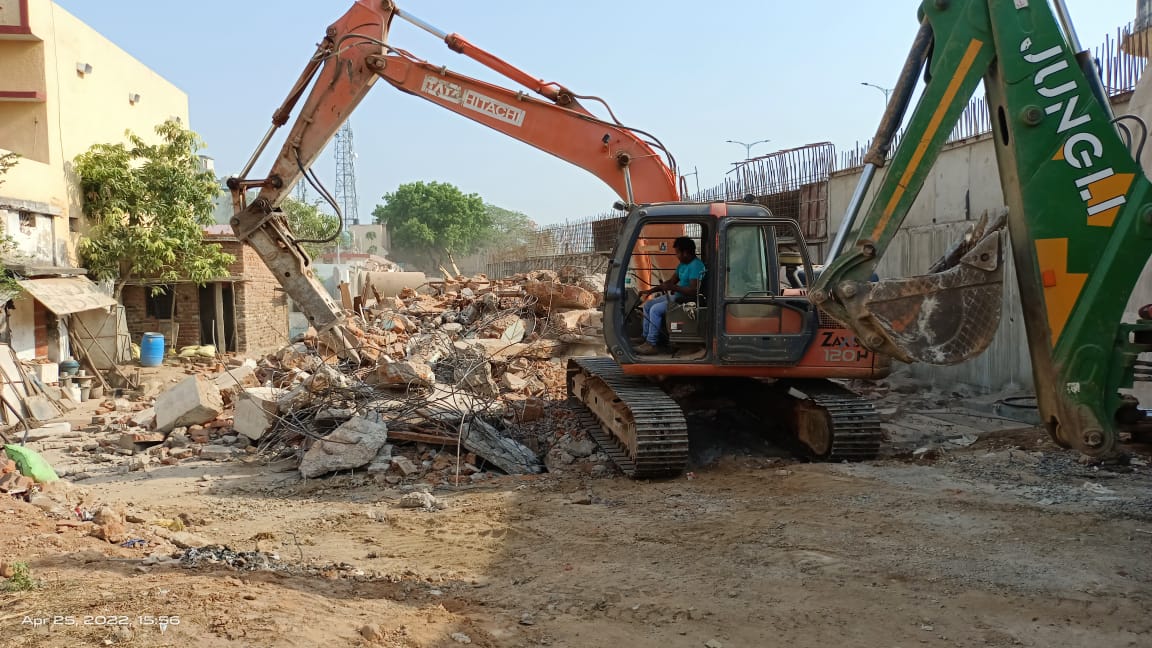 महासमुन्द में प्रशासनिक आतंकवाद चरम पर,  बिना पूर्व सूचना तो... - CG Sandesh