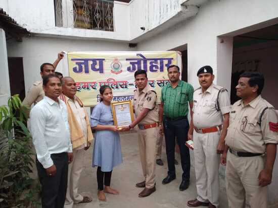 सरायपाली : 10 वीं कक्षा में टॉप करने वाले छात्र-छात्राओं के ... - CG Sandesh