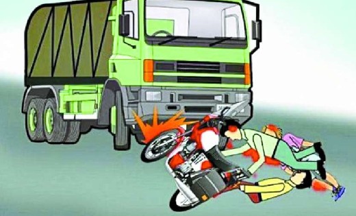 पिथौरा : मोटर सायकल को ट्रक ने पीछे से मारी ठोकर, महिला की मौत.