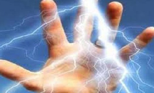 पटेवा : अवैध विद्युत कनेक्शन के कटे छिले तार के चपेट में आये तीन व्यक्ति