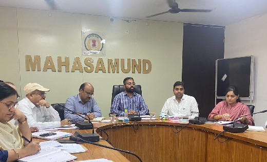 महासमुंद : बारिश से प्रभावित होने पर लोगों को तत्परता से पहु... - CG Sandesh