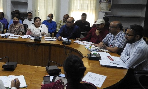 महासमुंद : गांव को स्वच्छ और साफ बनाए रखने का कार्य पूरी प्र... - CG Sandesh