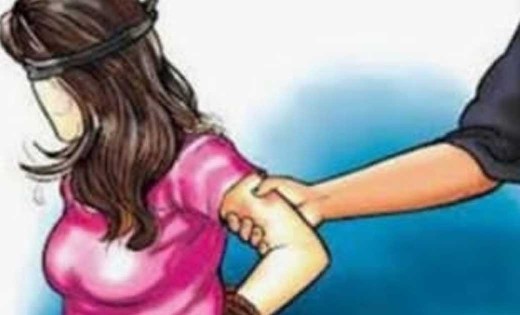 महासमुंद : दुकान में महिला से की छेड़छाड़, FIR दर्ज - CG Sandesh