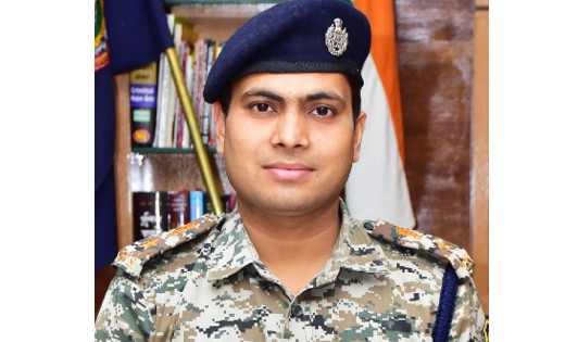महासमुंद : 24 घण्टे के भीतर ही लूट, नकबजनी, बलात्कार, अवैध तस्करी, व अन्य के मामलों के 22 स्थाई वारंटियो को भेजा गया जेल 