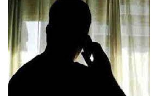 महासमुंद : रिटायर्ड पुलिस अधिकारी को मोबाइल पर धमकी व गाली-ग... - CG Sandesh