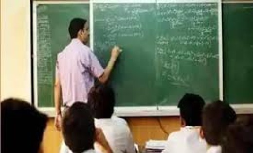 शिक्षक दिवस पर विशेष लेख : शिक्षक और शिक्षा जीवन निर्माण का ... - CG Sandesh