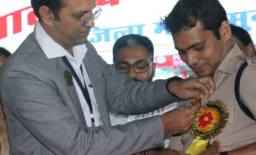 ​​​​​​​महासमुंद जिले का ‘खाकी के रंग स्कूल के संग कार्यक्रम’... - CG Sandesh