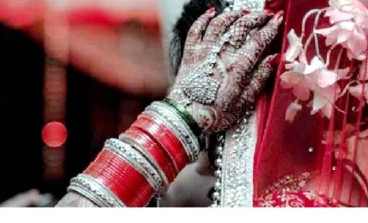  अवैध संबंध बनाते चाचा ने रंगे हाथ पकड़ा भतीजे को, फिर करा दी... - CG Sandesh