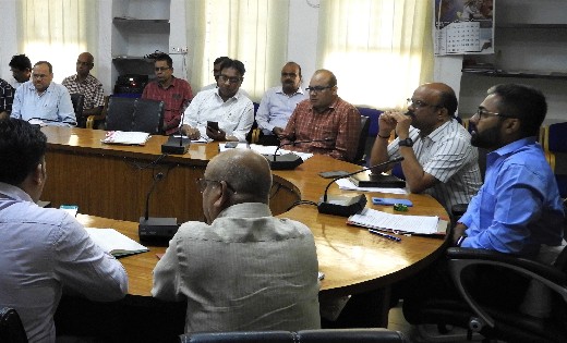 महासमुंद : कलेक्टर ने फ्लैगशिप योजनाओं को शत-प्रतिशत लक्ष्य ... - CG Sandesh
