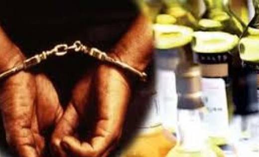 महासमुंद : बेलसोण्डा से 20 लीटर महुआ शराब के साथ एक गिरफ्तार... - CG Sandesh