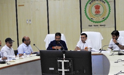 महासमुंद : अधिकारी विभागीय जरूरत के मुताबिक सी-मार्ट से सामग... - CG Sandesh