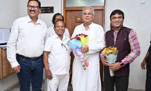 CGPSC  के नवनियुक्त सदस्य ने सीएम बघेल से की सौजन्य मुलाकात - CG Sandesh