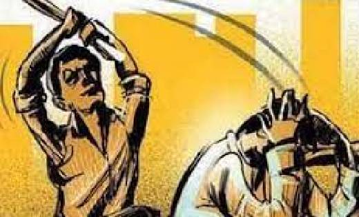 सरायपाली : गाय चराने गये व्यक्ति के साथ मारपीट