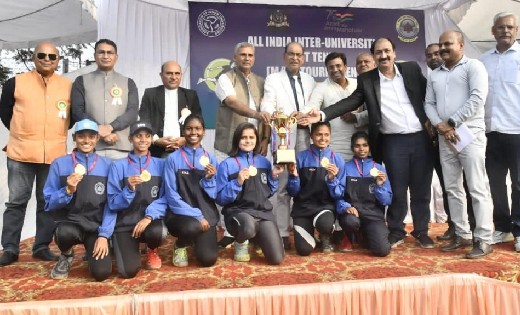 योग आयोग के अध्यक्ष ज्ञानेश शर्मा ने सॉफ्ट टेनिस टूर्नामेंट ... - CG Sandesh