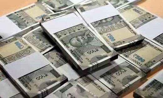  CG : बंद घर में कहां-कहां से निकले नोटों के बंडल…जरूर जानें... - CG Sandesh