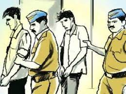 बिर्रा पुलिस ने 3 जुआरियों को दबोचा - CG Sandesh