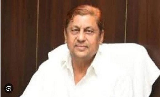 भाजपा महतारी वंदन योजना के फार्म भरवाकर महिलाओं को कर रही है... - CG Sandesh