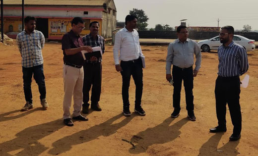 महासमुंद : कलेक्टर ने जलकी धान खरीदी केंद्र का अवलोकन किया - CG Sandesh