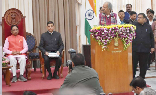 9 मंत्रियों ने लिया शपथ, नए मंत्रियों को विभागों का आबंटन जल... - CG Sandesh