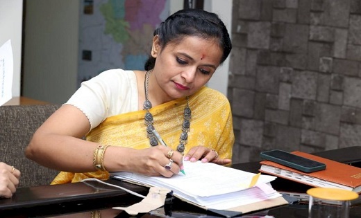 निलंबित IAS रानू साहू की जमानत याचिका पर टली सुनवाई...8 जनवर... - CG Sandesh
