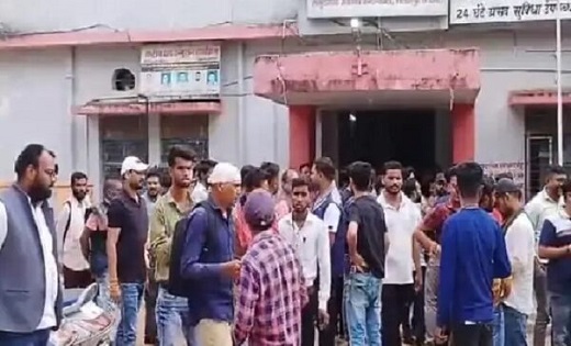 एकतरफा प्यार में छात्रा पर धारदार हथियार से हमला, युवक ने सि... - CG Sandesh