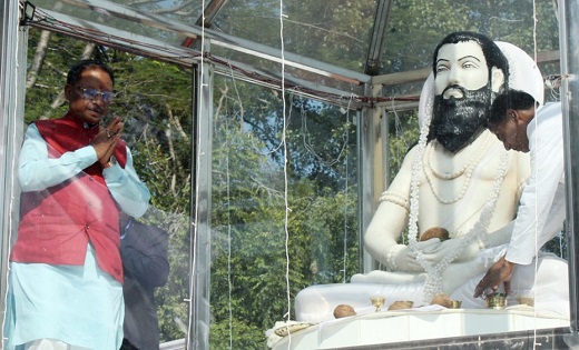 मुख्यमंत्री विष्णुदेव साय ने बाबा गुरु घासीदास की प्रतिमा पर... - CG Sandesh