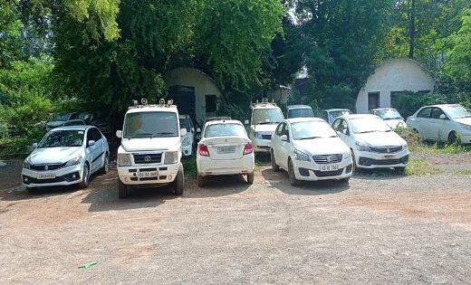 मंत्रियों को नई गाड़ियों के बजाये पुरानी गाड़ियों की सवारी करन... - CG Sandesh