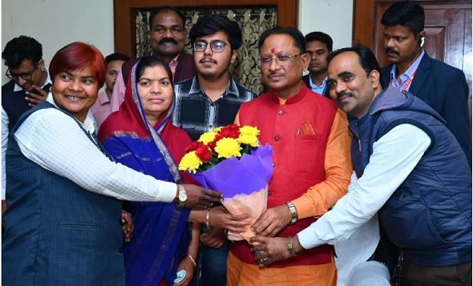सारंगढ़ सतनामी विकास परिषद के प्रतिनिधि मंडल ने मुख्यमंत्री व... - CG Sandesh