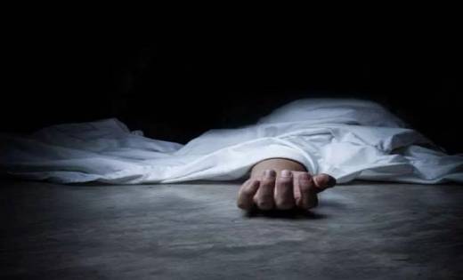 महासमुंद : बीच सड़क में खड़ी थी ट्रक, टकराकर मोटरसायकल चालक की... - CG Sandesh