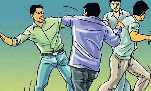 महासमुंद : मोटरसायकल से स्कूल आने पर मना किया तो चेयरमेन और ... - CG Sandesh