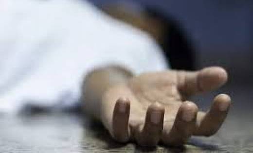 महासमुंद : रोड़ किनारे खेत में मिली लाश