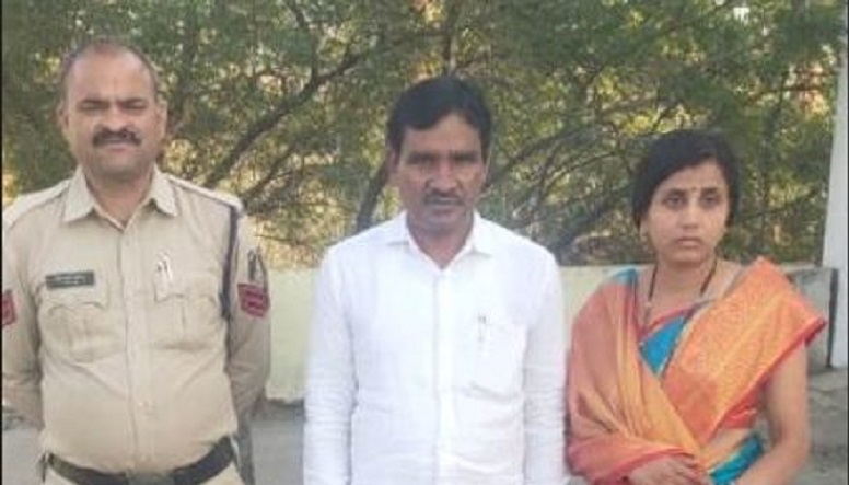 Crime : पति-पत्नि चढ़ें पुलिस के हत्थे...जाने क्या है मामला  - CG Sandesh
