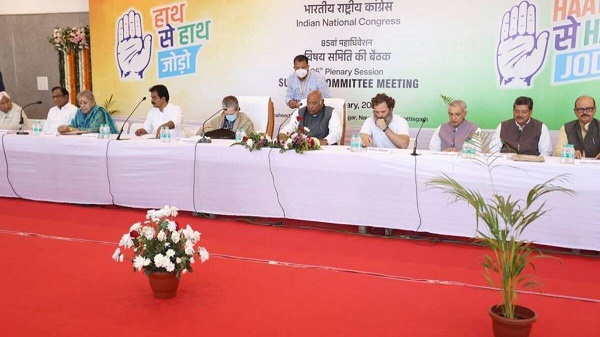 BREAKING: छत्‍तीसगढ़ में मुठभेड़, कई नक्‍सलियों के घायल होने... - CG Sandesh