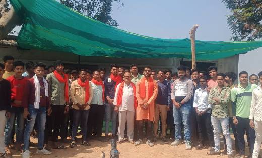 पिथौरा : माँ गौ माता सेवा समिति का किया गया विस्तार, ग्राम कौहाकूड़ा में हुआ समिति का गठन