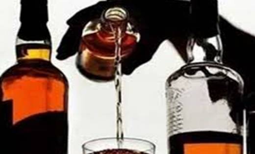महासमुंद : सिंघोड़ा और पटेवा में शराब पीने की सुविधा देने वाल... - CG Sandesh