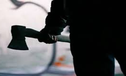 पिथौरा : सामुदायिक स्वास्थ्य केंद्र के कैंटीन संचालक पर टंगिया से हमला