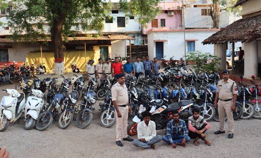 सरायपाली : 33 मोटरसायकल के साथ 3 गिरफ्तार