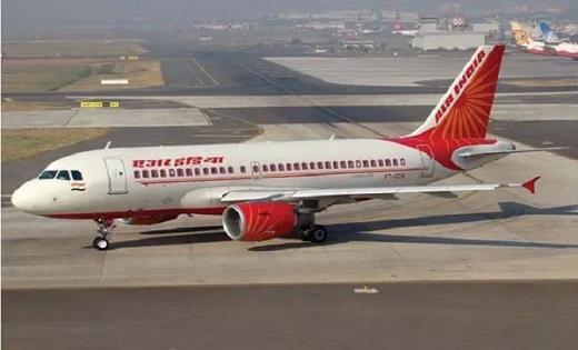 विमान के अंदर बुजुर्ग का हंगामा, केबिन क्रू की शिकायत के बाद... - CG Sandesh