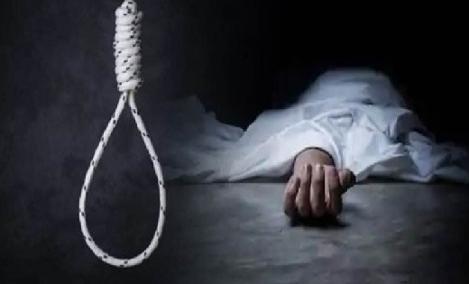 सरायपाली : खेत में फांसी लगाकर की ख़ुदकुशी