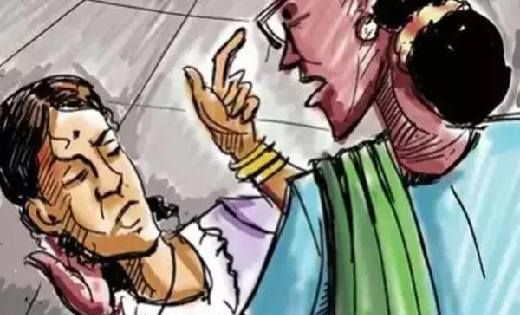 महासमुंद : ब्यारा में चलने से मना करने पर मजदूरों ने महिला को पीटा