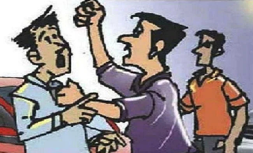 बसना : जमीन बंटवारा की बात को लेकर दो पक्षों में हुई जमकर मा... - CG Sandesh