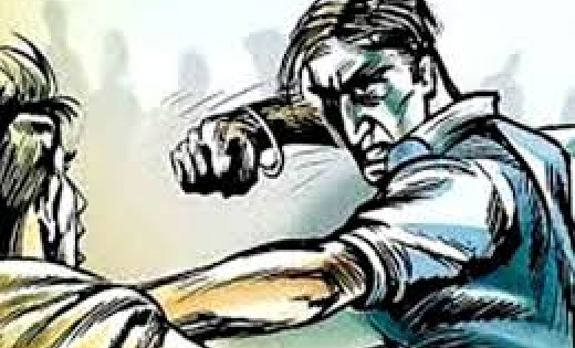 तेंदुकोना : मुर्गी दूकान के पास मारपीट, दो के खिलाफ केस दर्ज - CG Sandesh